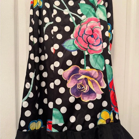 Floral Ruffled Bata de Cola Skirt - Picture 4 of 11